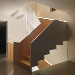 Escalier haut de gamme : guide pour choisir et installer le vôtre